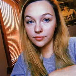 Meet your Posher, Riley